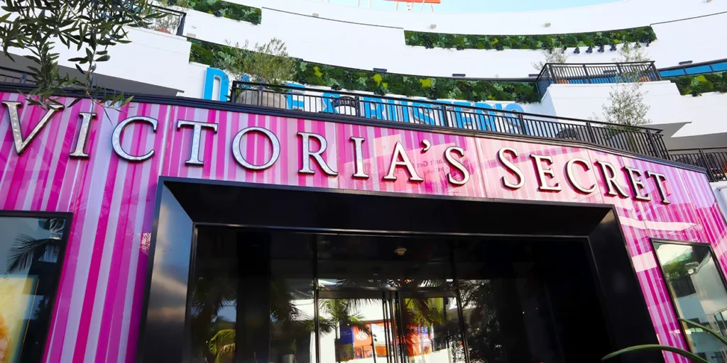 Glitz, Glamour… and Hackers: Luxury Brands Now Prime Targets for Cybercriminals 63 Sats Cybersecurity India Image blog hacker target luxury 63 Sats Cybersecurity India